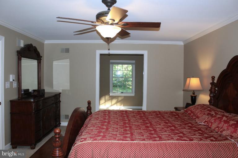 181 McGuire Road Winchester, VA 22603 - Photo 8 of 30 Bedroom (Master)