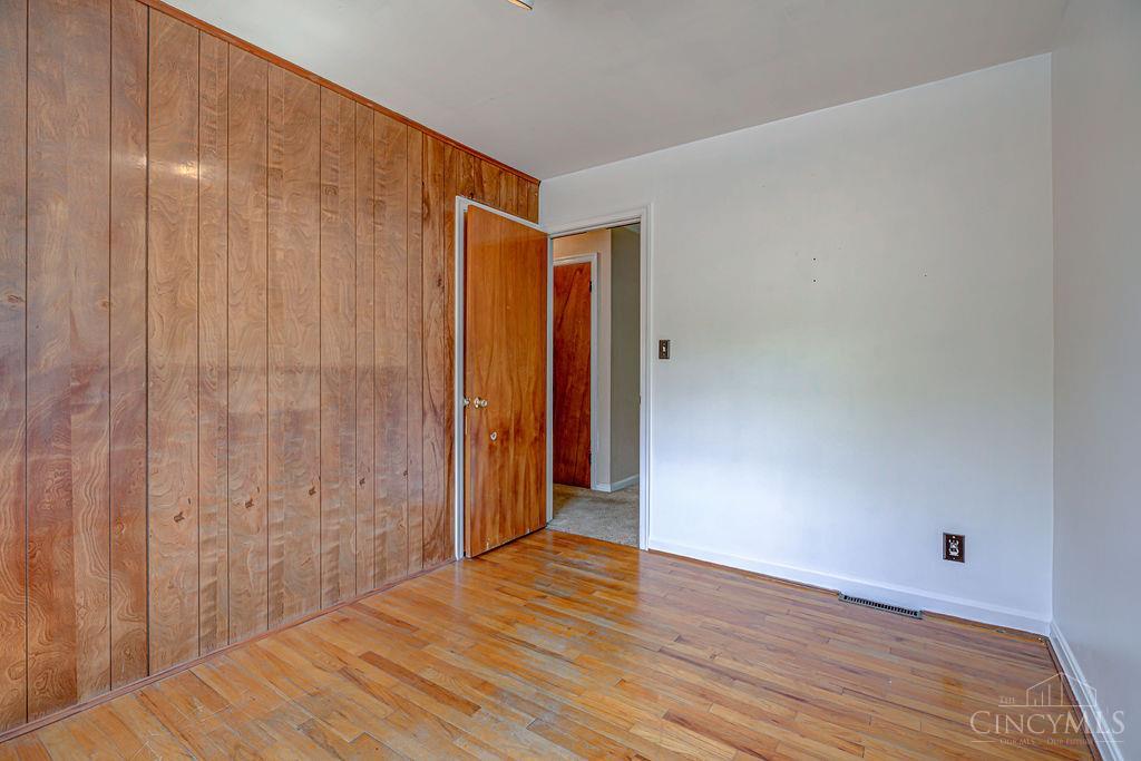 6109 Thompson Road Cincinnati, OH 45247 - Photo 18 of 40 Gallery Image 18