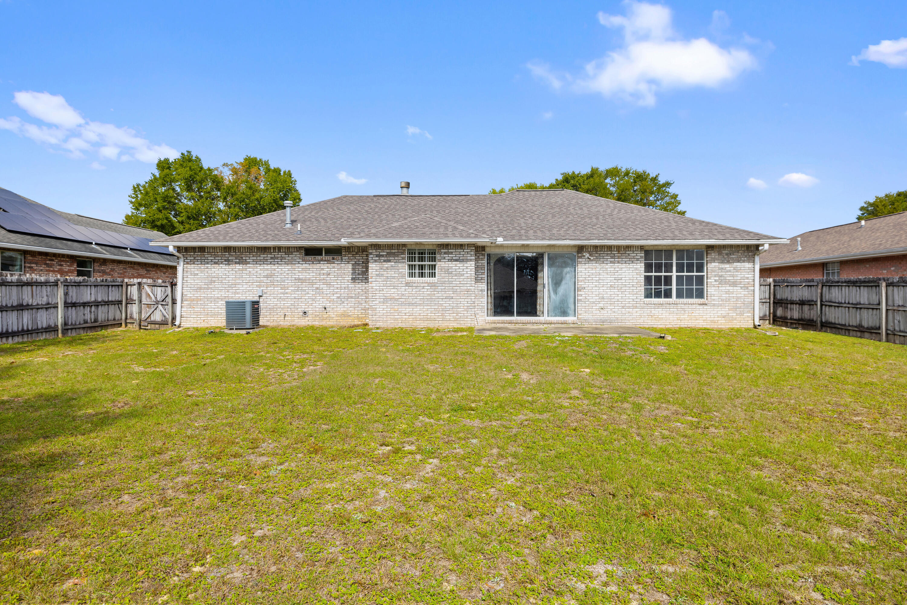 505 Risen Star Drive Crestview, FL 32539 - Photo 11 of 48 11