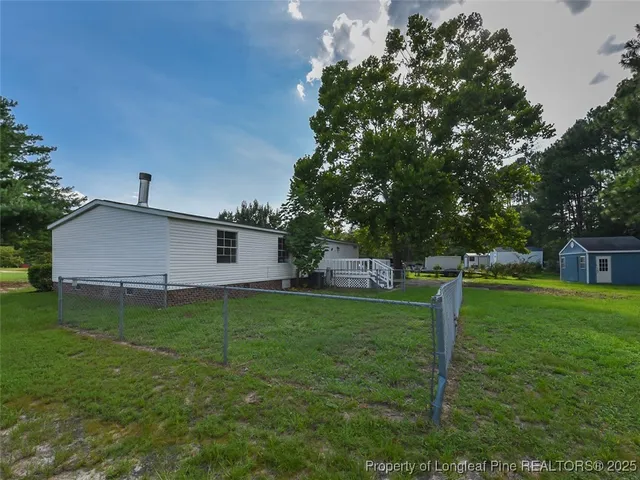 $200,000 | 5524 Gilcrest Sands Drive, Hope Mills, NC 28348