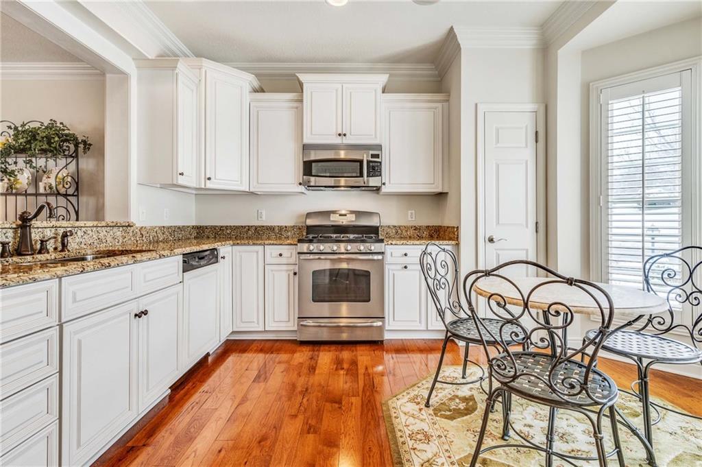 89 Shenot Road Wexford, PA 15090 - Photo 6 of 25 Gallery Image 6