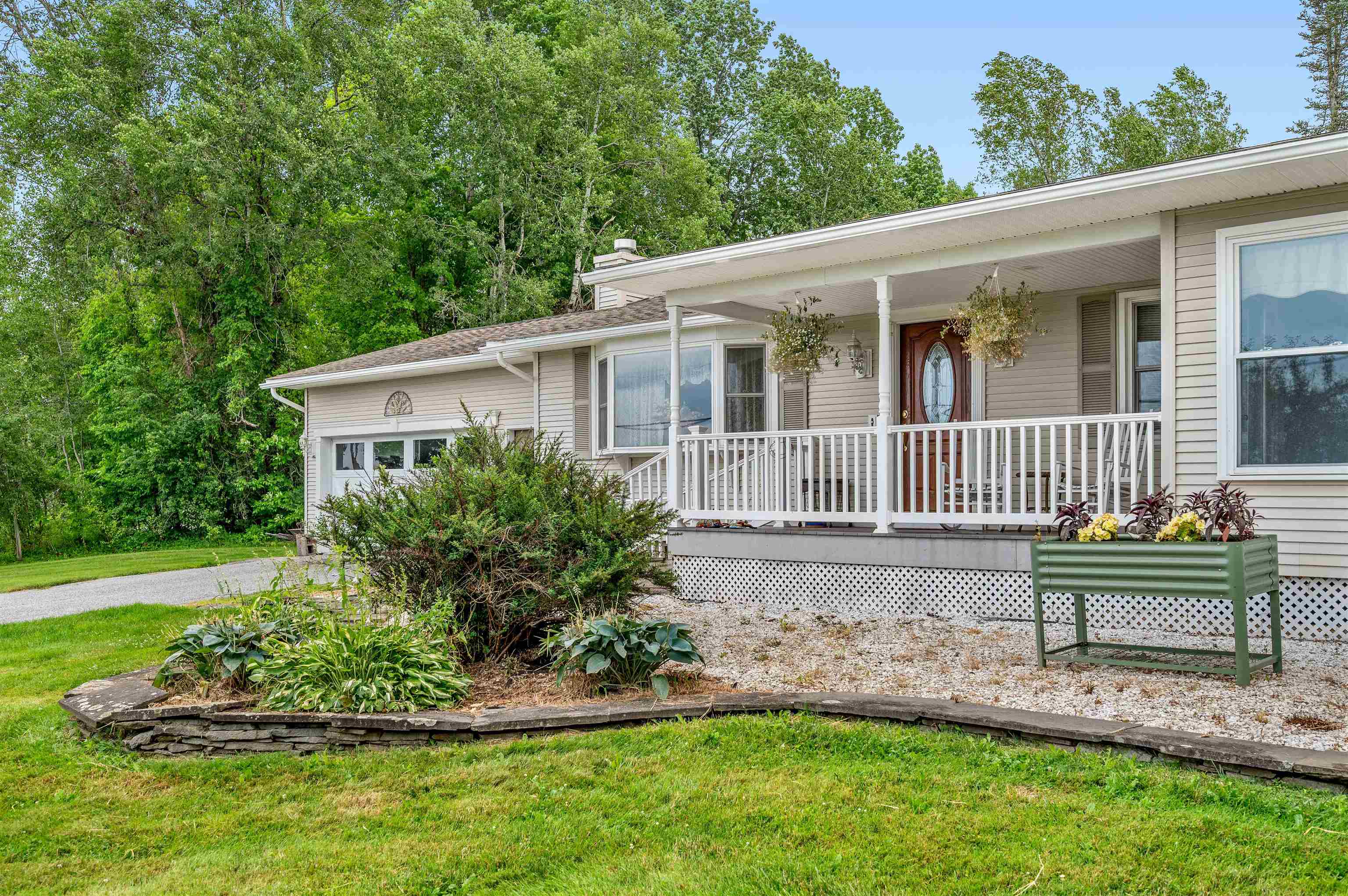 685 Scott Hill Road Berlin, VT 05641 - Photo 6 of 59