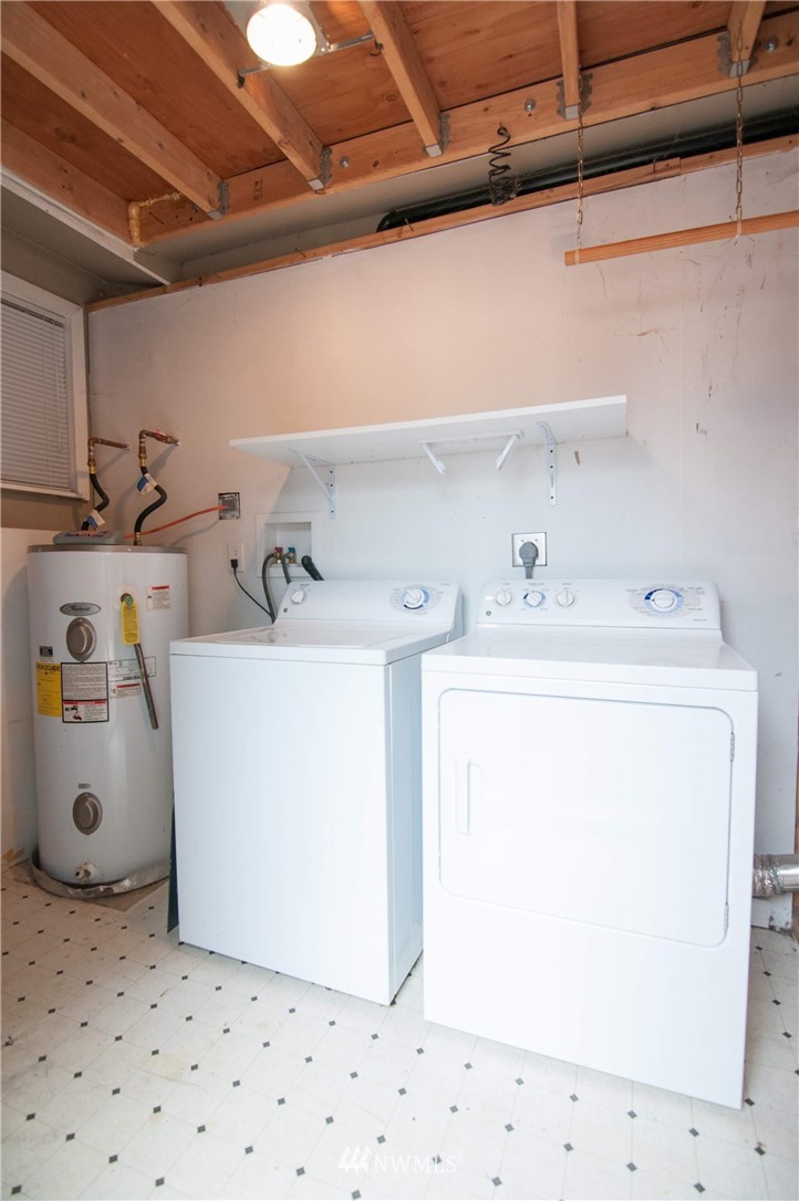 3404 Northeast 6th Street Renton, WA 98056 - Photo 14 of 15