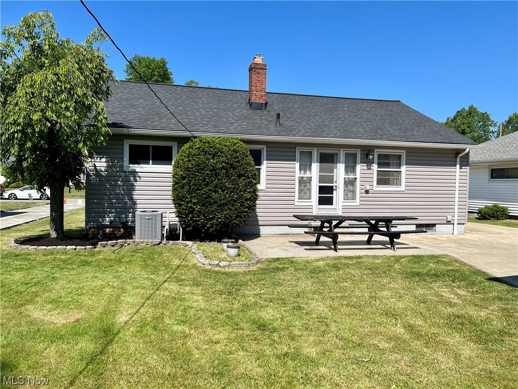 1601 Chelmsford Road Cleveland, OH 44124 - Photo 21 of 26 Gallery Image 21