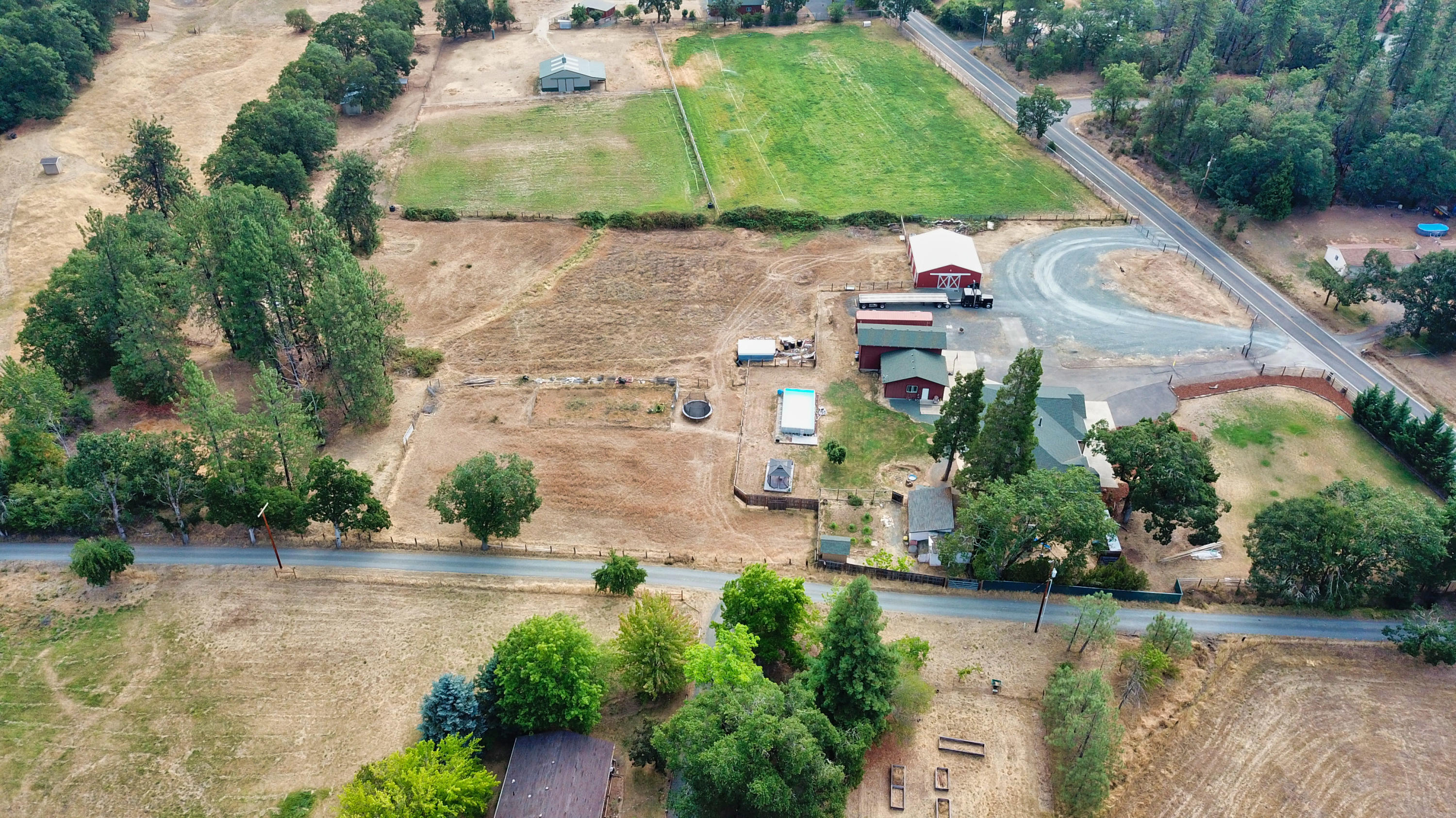 5450 Hugo Road Grants Pass, OR 97526 - Photo 50 of 61 Hugo Rd-64