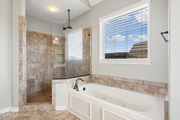 $409,900 | 4198 John Wood Lane, Olive Branch, MS 38654