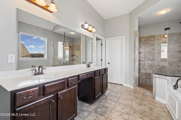 $409,900 | 4198 John Wood Lane, Olive Branch, MS 38654