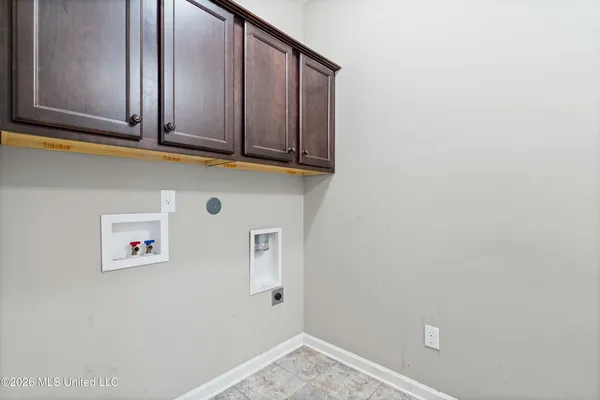 $409,900 | 4198 John Wood Lane, Olive Branch, MS 38654