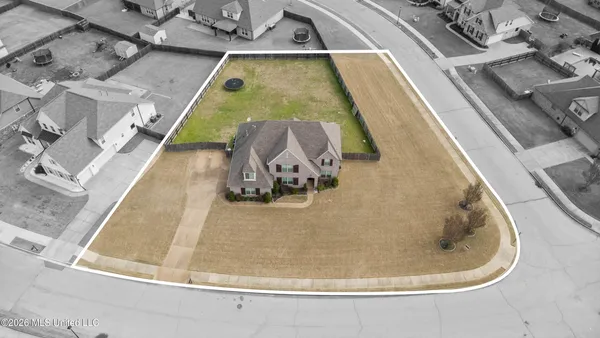 $409,900 | 4198 John Wood Lane, Olive Branch, MS 38654