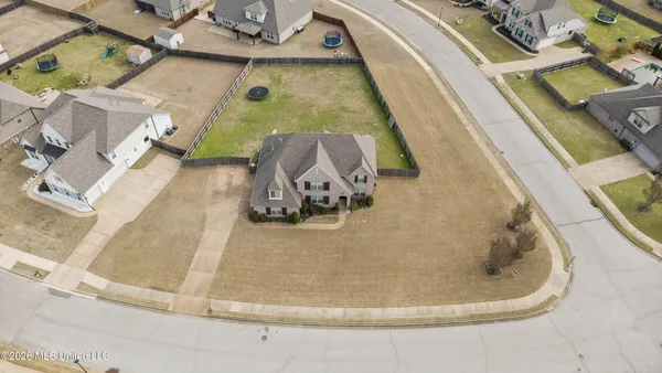 $409,900 | 4198 John Wood Lane, Olive Branch, MS 38654