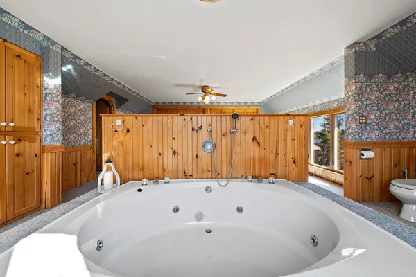 $399,900 | N6590 Us Highway, Crivitz, WI 54114
