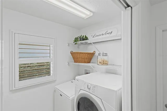 $364,000 | 1963 Ladyfish Avenue, The Villages, FL 32162