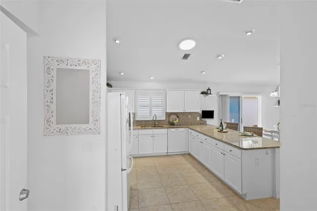 $364,000 | 1963 Ladyfish Avenue, The Villages, FL 32162