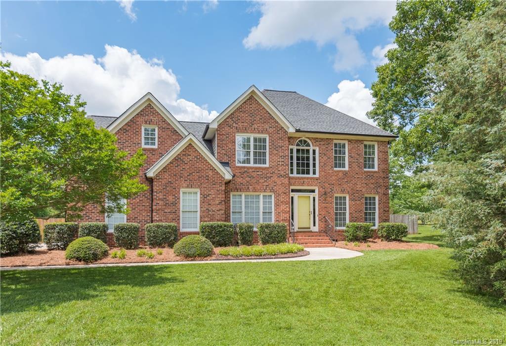 3310 Blue Jay Pass Fort Mill, SC 29708 - Photo 2 of 40 a front view of a house with a yard