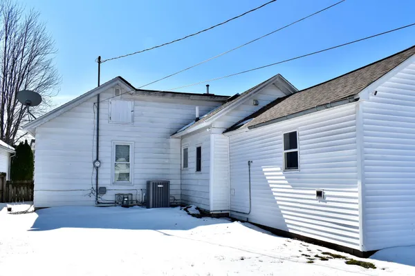 $215,000 | 518 West Wabasha Street, Winona, MN 55987