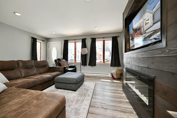 $215,000 | 518 West Wabasha Street, Winona, MN 55987