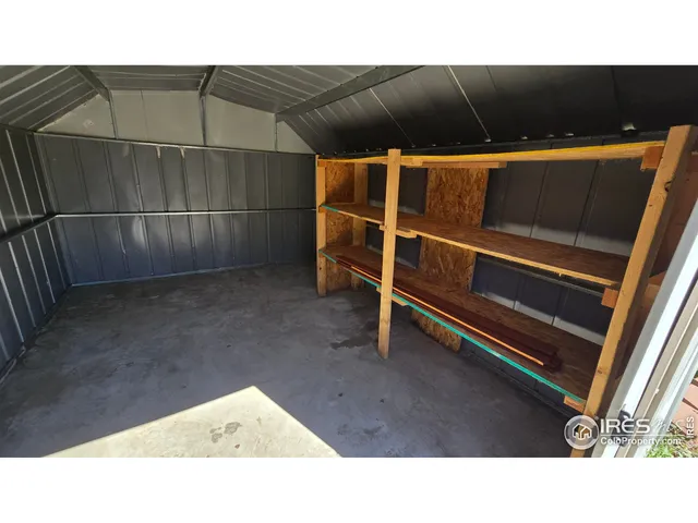 a black and white photo of a room