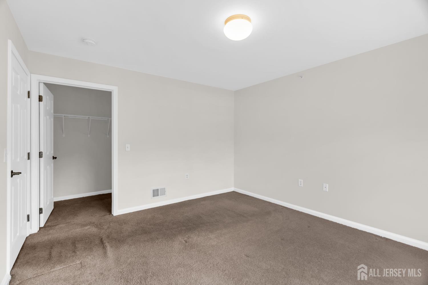 49 Liddle Avenue Edison, NJ 08837 - Photo 13 of 22