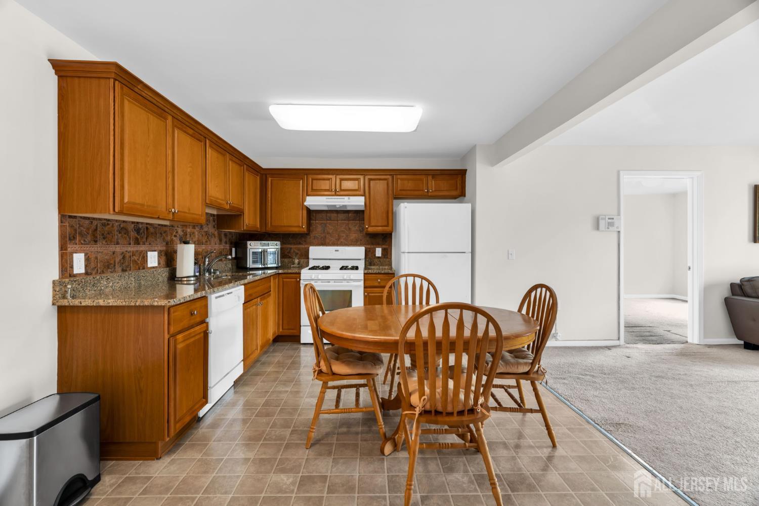 49 Liddle Avenue Edison, NJ 08837 - Photo 3 of 22
