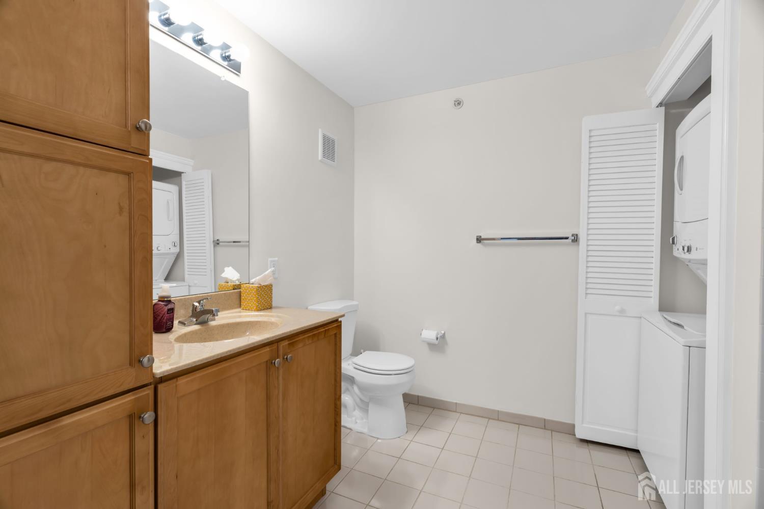 49 Liddle Avenue Edison, NJ 08837 - Photo 10 of 22