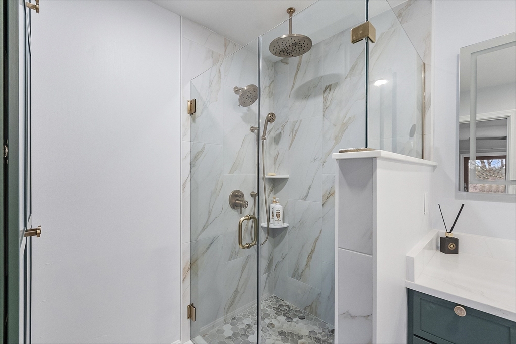 287 Chapman Road, Unit 1 Barre, MA 01005 - Photo 17 of 38