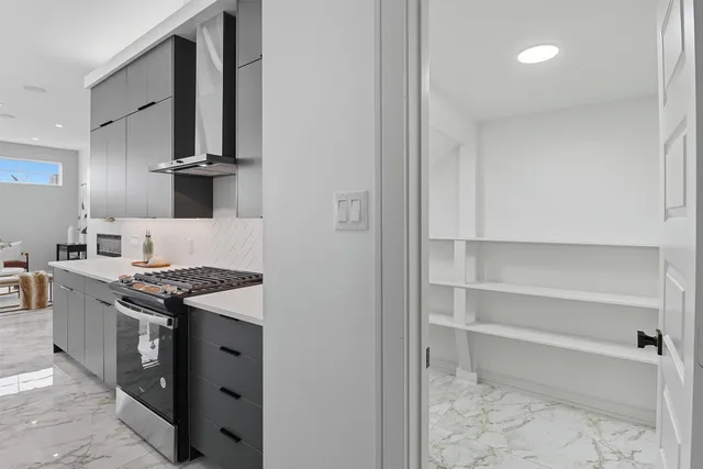 a view of an empty walk in closet