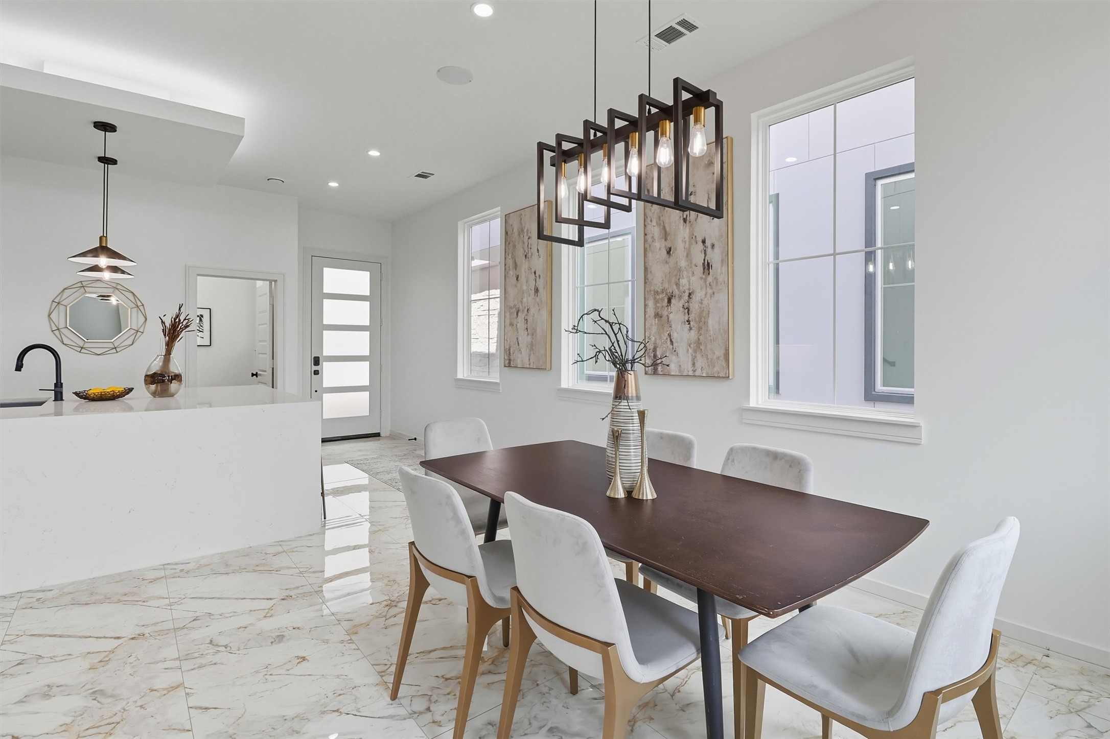 2939 El Fenice Lane Houston, TX 77057 - Photo 21 of 48 a dining room with furniture and window