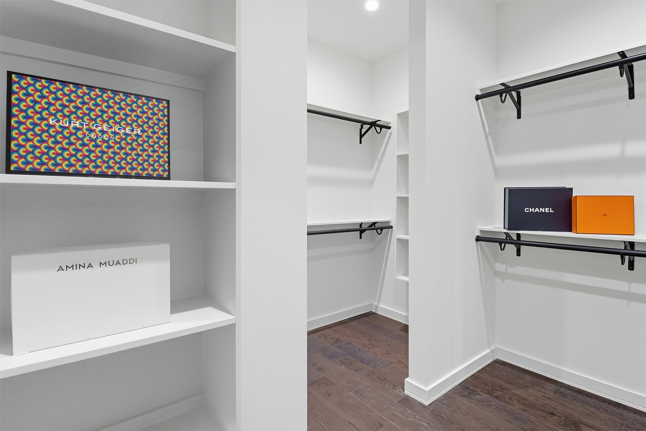 2939 El Fenice Lane Houston, TX 77057 - Photo 31 of 48 a view of bathroom