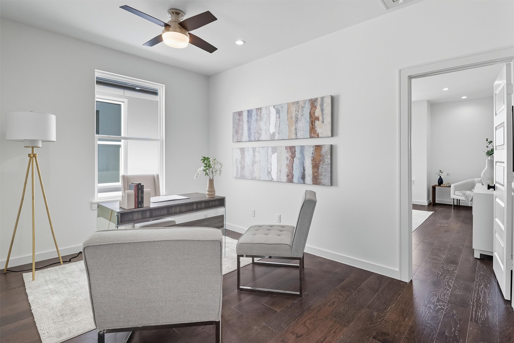 2939 El Fenice Lane Houston, TX 77057 - Photo 33 of 48 a workspace with furniture and window