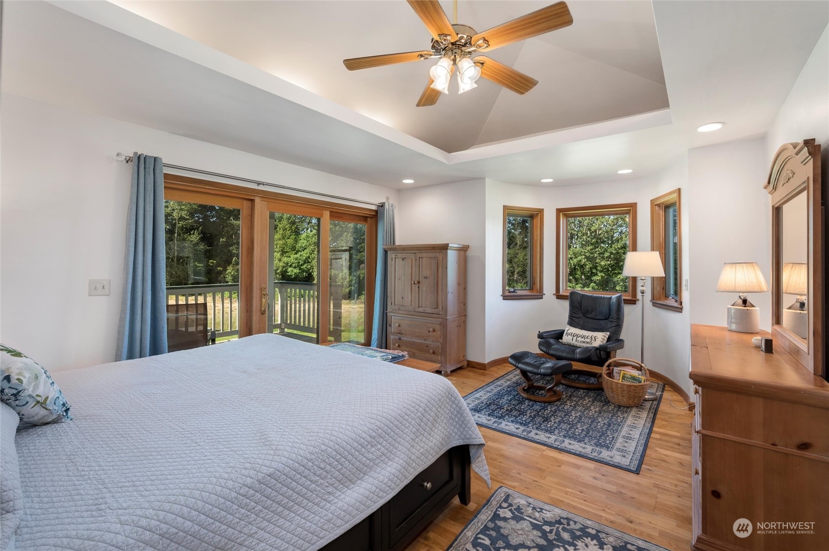 7445 Valley View Road Ferndale, WA 98248 - Photo 13 of 39 a bed sitting in a spacious bedroom next to a window