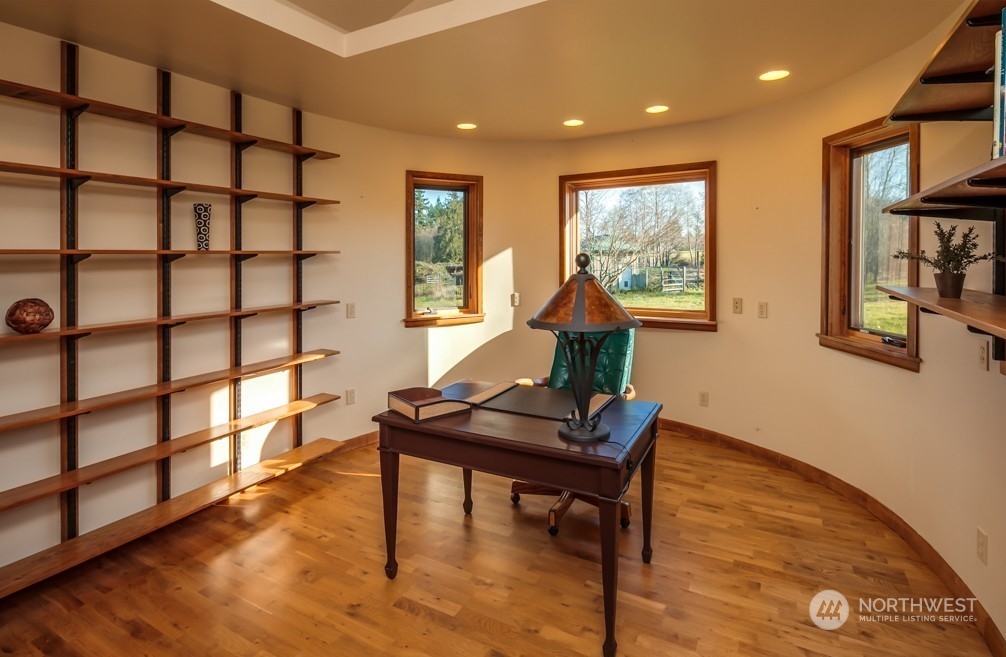 7445 Valley View Road Ferndale, WA 98248 - Photo 20 of 39 a living room with furniture a rug and a window