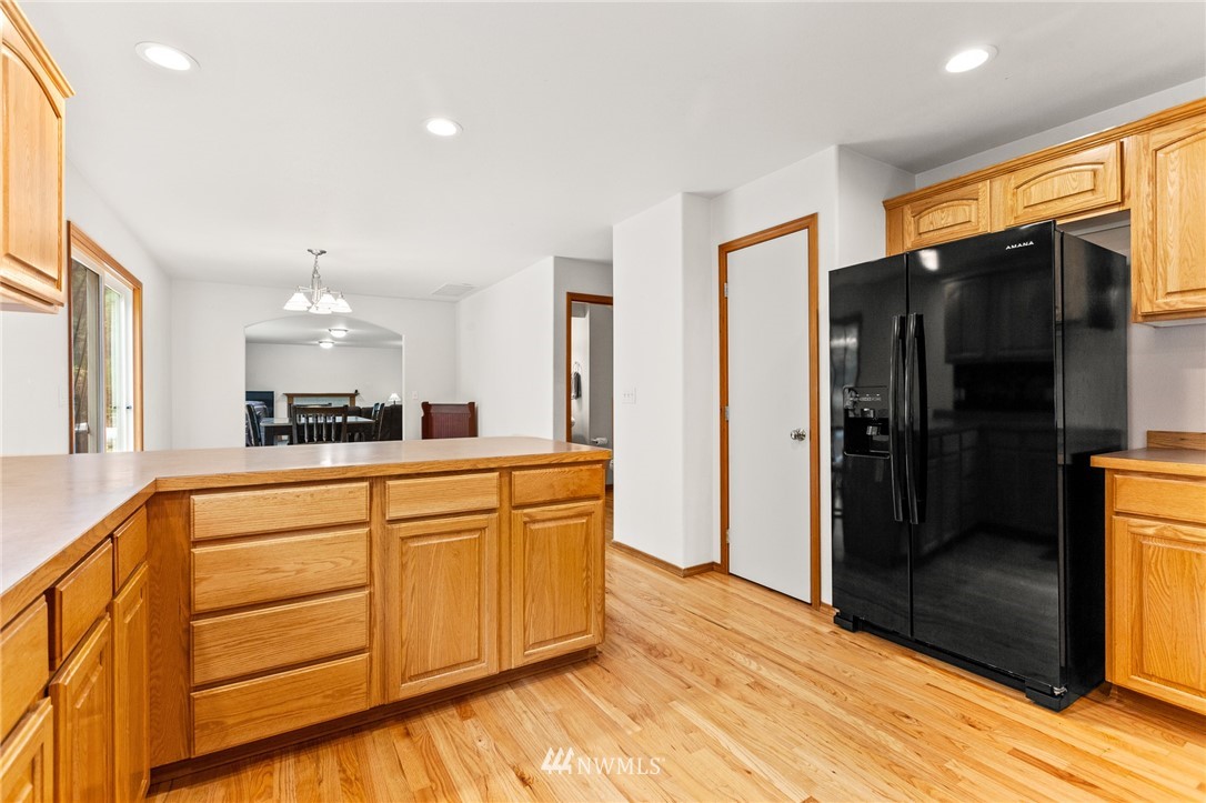 15295 Bandix Road Southeast Olalla, WA 98359 - Photo 14 of 40 Gallery Image 14