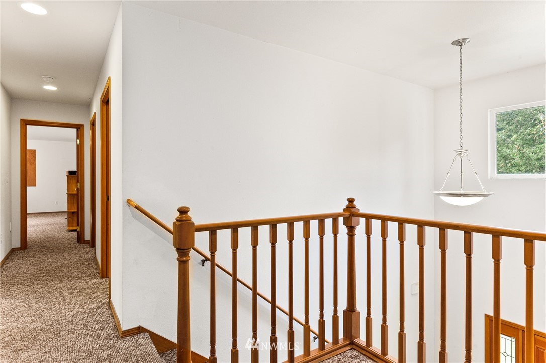 15295 Bandix Road Southeast Olalla, WA 98359 - Photo 24 of 40 Gallery Image 24