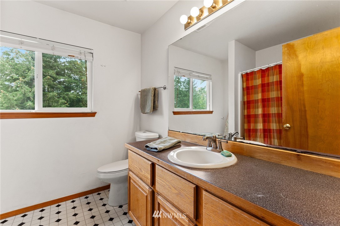 15295 Bandix Road Southeast Olalla, WA 98359 - Photo 35 of 40 Gallery Image 35