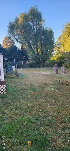 $180,000 | 8723 Nyflot Avenue, Hazelwood, MO 63042