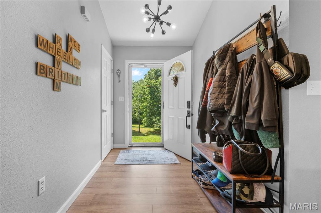 8125 East Mick Road Edwardsville, IL 62025 - Photo 8 of 44