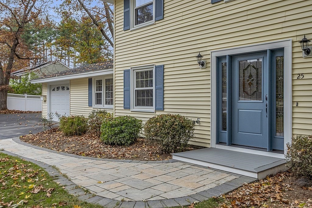 25 Ansie Road Chelmsford, MA 01824 - Photo 13 of 41 a front view of a house