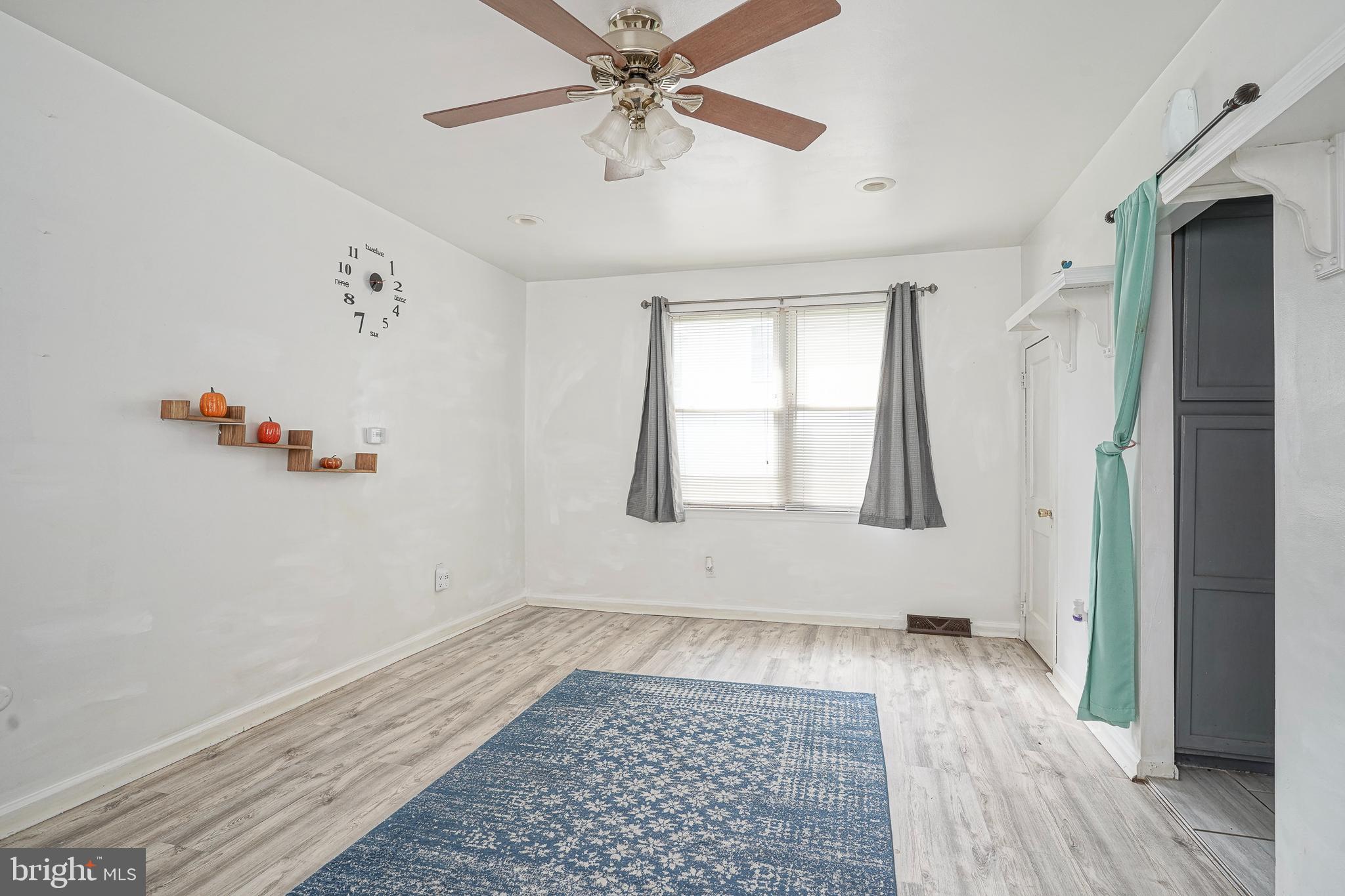 243 Van Horn Avenue Clementon, NJ 08021 - Photo 12 of 41