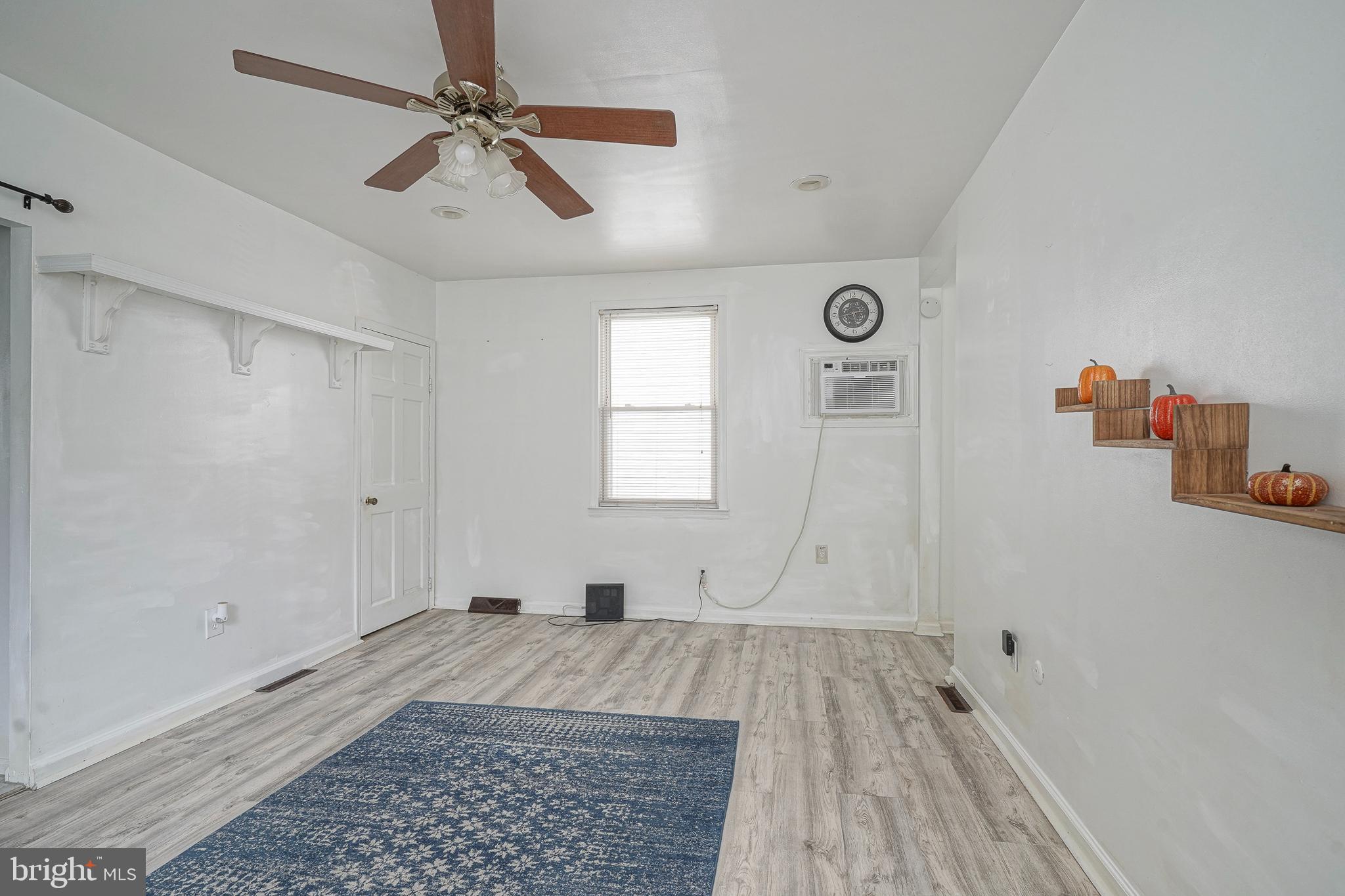 243 Van Horn Avenue Clementon, NJ 08021 - Photo 13 of 41