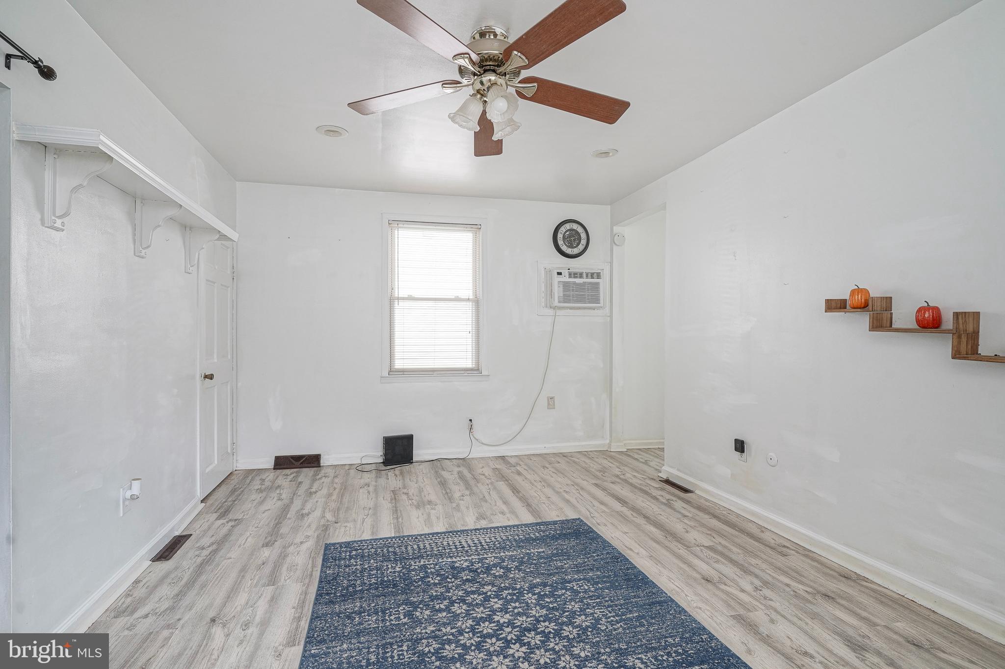 243 Van Horn Avenue Clementon, NJ 08021 - Photo 14 of 41