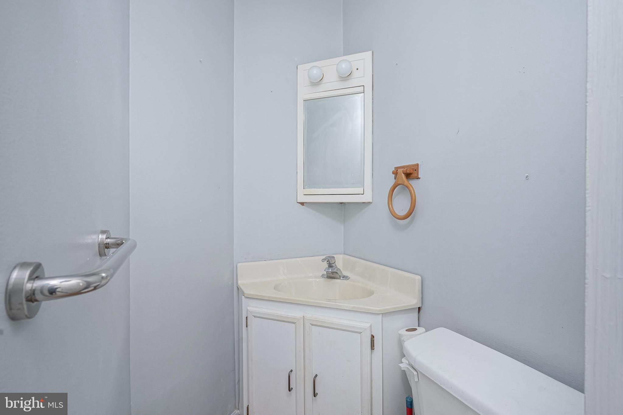 243 Van Horn Avenue Clementon, NJ 08021 - Photo 22 of 41