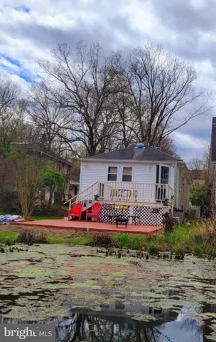 view of balcony with wooden floor