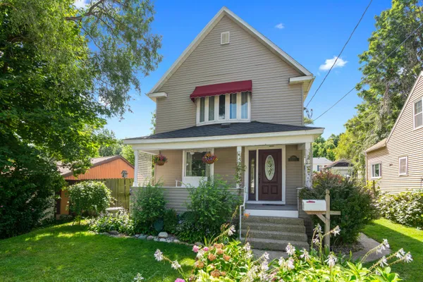 $174,900 | 1118 East Alcott Street, Kalamazoo, MI 49001