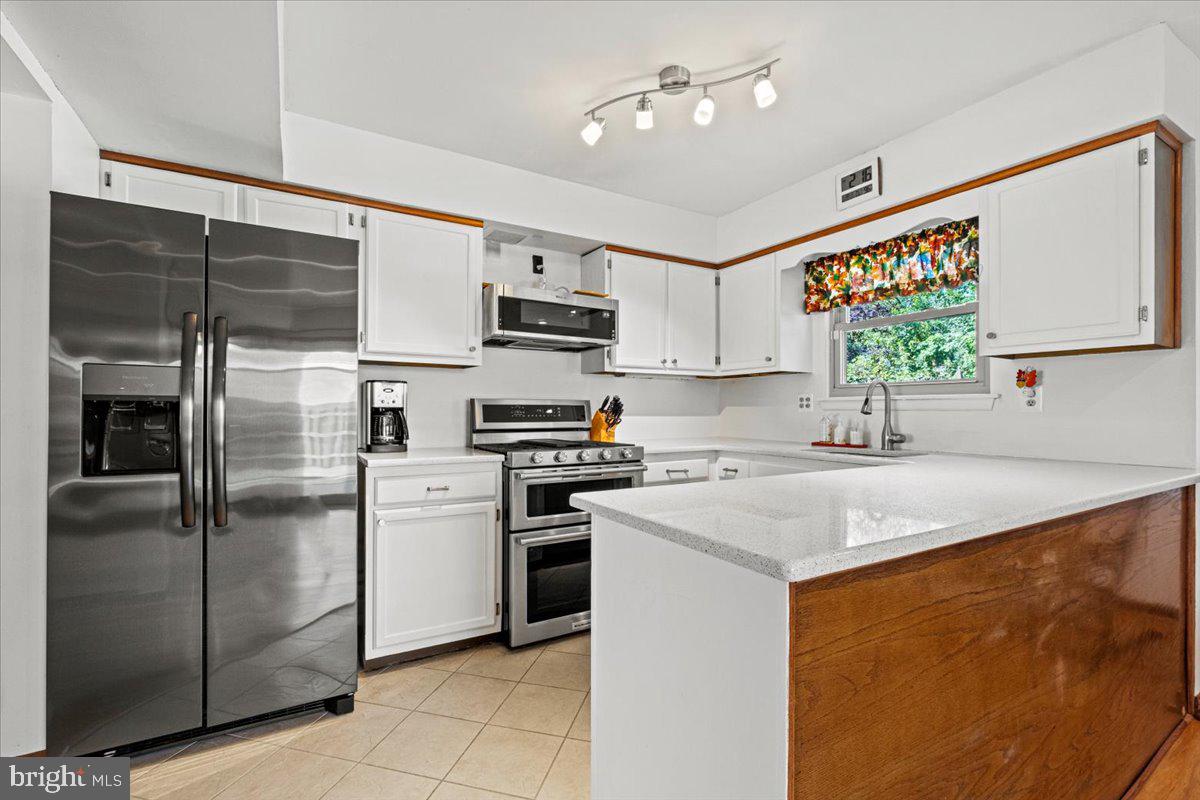 36 Christopher Road Voorhees, NJ 08043 - Photo 13 of 36