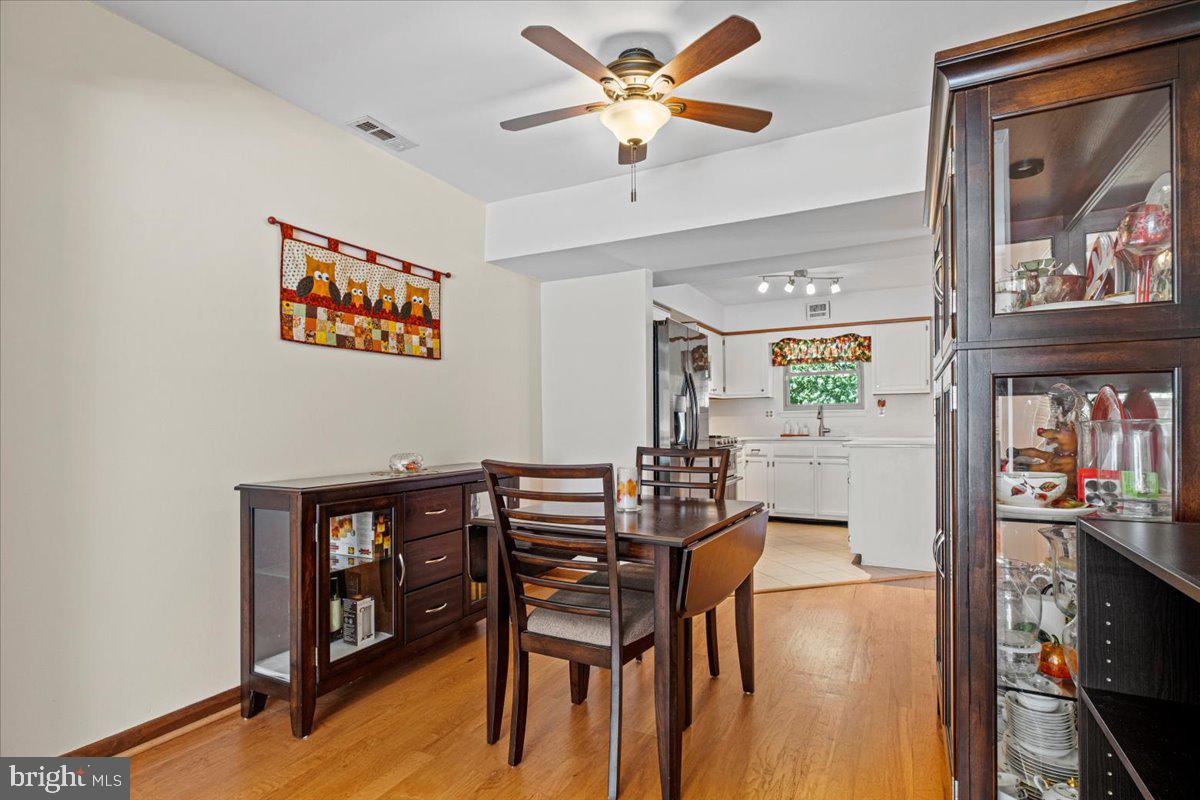 36 Christopher Road Voorhees, NJ 08043 - Photo 9 of 36