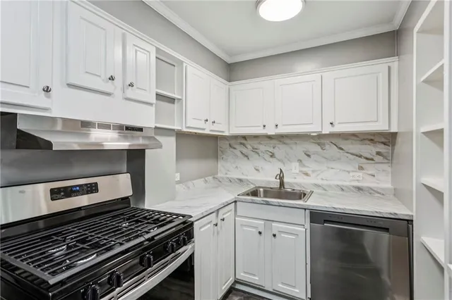 $182,500 | 2285 Peachtree Street Northeast, Unit 404, Atlanta, GA 30309