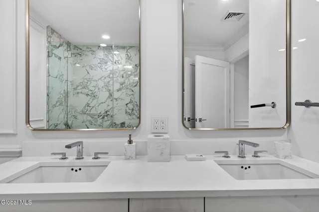 $1,025,000 | 19 Washington Street, Unit 452 B3, Saratoga Springs, NY 12866