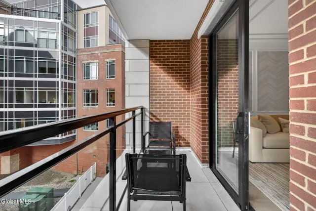 $1,025,000 | 19 Washington Street, Unit 452 B3, Saratoga Springs, NY 12866