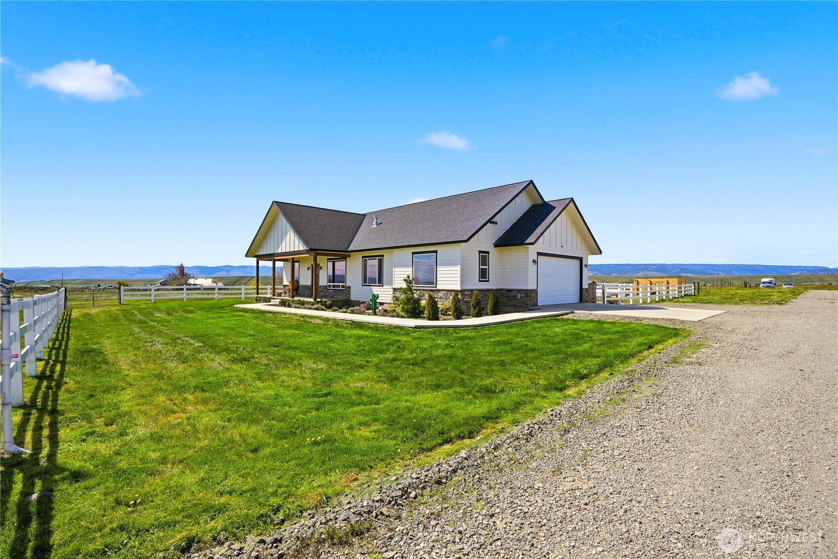 2081 Howard Road Ellensburg, WA 98926 - Photo 2 of 34