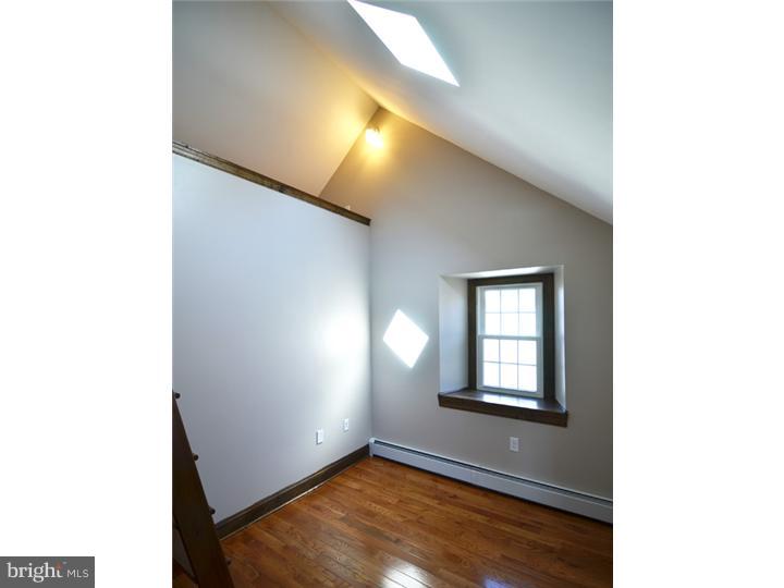 848 Upton Road Aston, PA 19014 - Photo 21 of 25 Bedroom 3